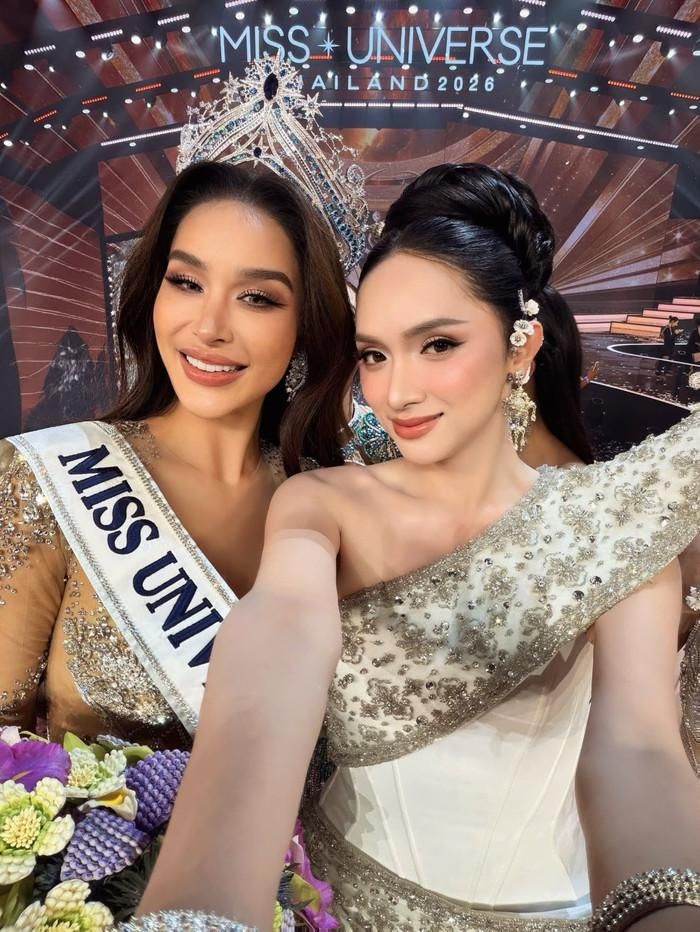 Hương Giang chúc mừng tân Miss Universe Thailand.