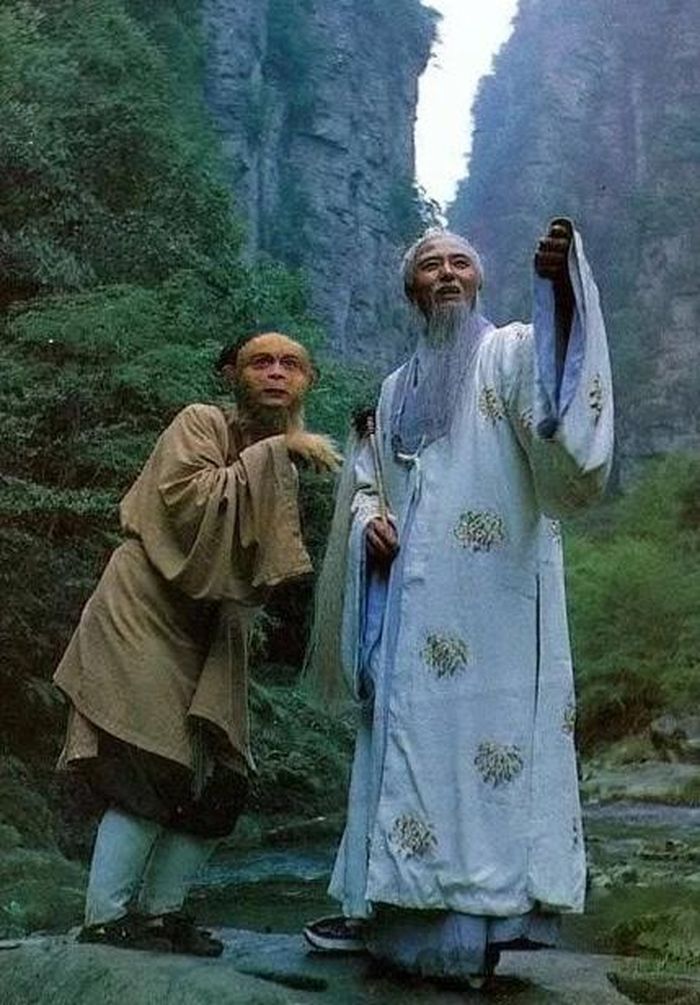 Tôn Ngộ Không được Bồ Đề Tổ Sư truyền dạy 72 phép biến hóa và Cân Đẩu Vân, đặt nền móng cho hành trình tu luyện của Mỹ Hầu Vương.