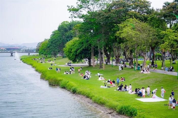 Huế khai thác lợi thế di sản, ẩm thực và nghệ thuật, đồng thời phát triển kinh tế đêm và các sản phẩm nghỉ dưỡng chuyên biệt