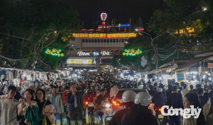 Đà Lạt là một trong những điểm đến du lịch tiêu biểu của tỉnh Lâm Đồng.