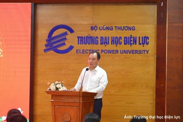 TS. Trịnh Văn Toàn - Trưởng phòng Phòng Tổ chức Nhân sự.