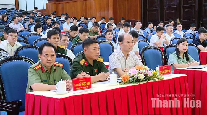 Các đại biểu dự hội nghị