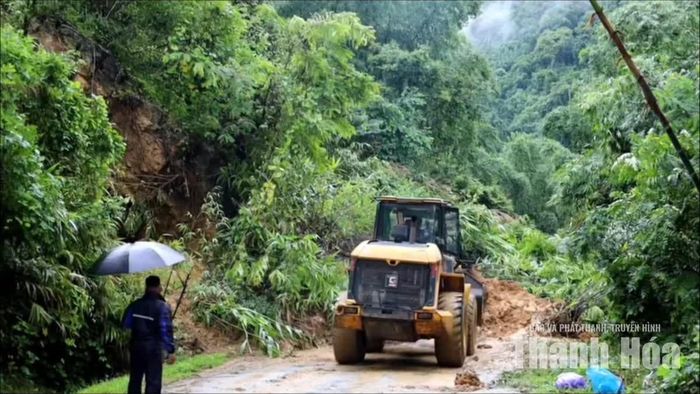 Công tác khắc phục tại xã Mường Mìn.