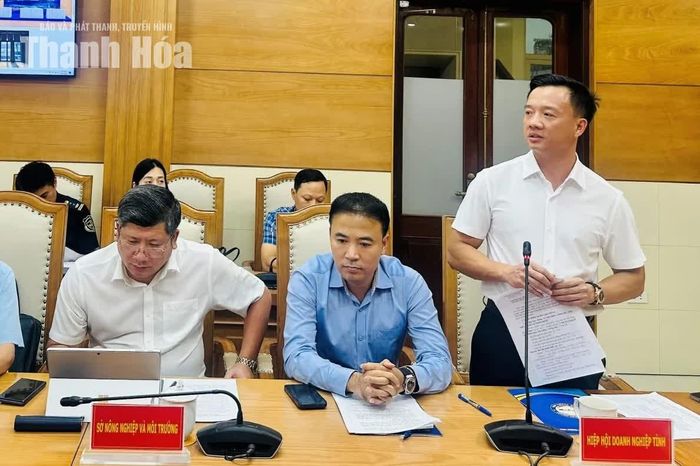 Chủ tịch Hiệp hội Doanh nghiệp tỉnh Thanh Hóa Nguyễn Xuân Hưng phát biểu tại hội nghị.