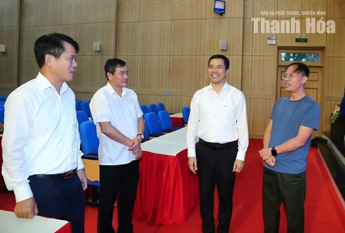 Phó Bí thư Thường trực Tỉnh ủy Nguyễn Hồng Phong kiểm tra công tác chuẩn bị các điều kiện tổ chức Chung khảo toàn quốc Hội thi báo cáo viên, tuyên truyền viên giỏi năm 2026.