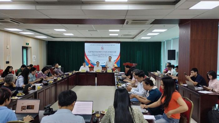 Toàn cảnh buổi họp báo thông tin về Đại hội IX Liên hiệp Hội Việt Nam nhiệm kỳ 2026-2031. Ảnh: Nhĩ Anh