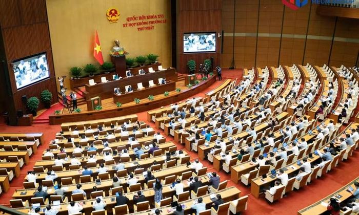 Toàn cảnh phiên làm việc tại hội trường Quốc hội tại Kỳ họp không thường lệ thứ Nhất, Quốc hội khóa XVI.