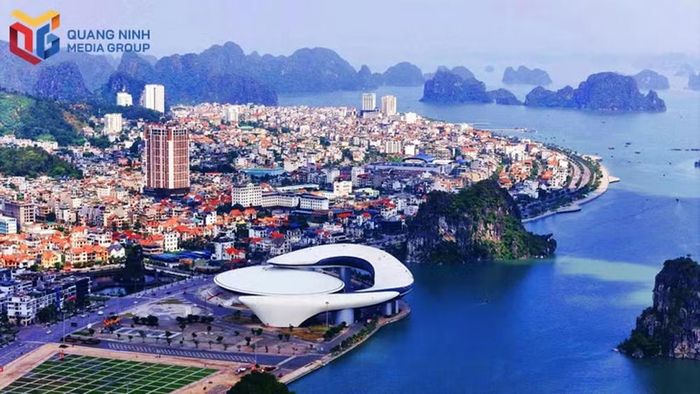 Đô thị Quảng Ninh phát triển đồng bộ, hiện đại.