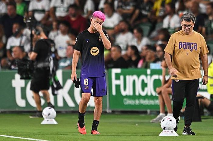 Gavi dính chấn thương trong trận thắng Elche.