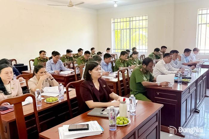 Các đại biểu, khách mời tại Hội nghị.