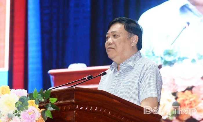 Đồng chí Phạm Thành Ngại, Phó Bí thư Tỉnh ủy, Chủ tịch UBND tỉnh phát biểu tại hội nghị.