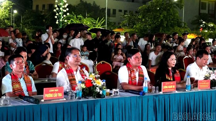 Các đại biểu dự hội chương trình.