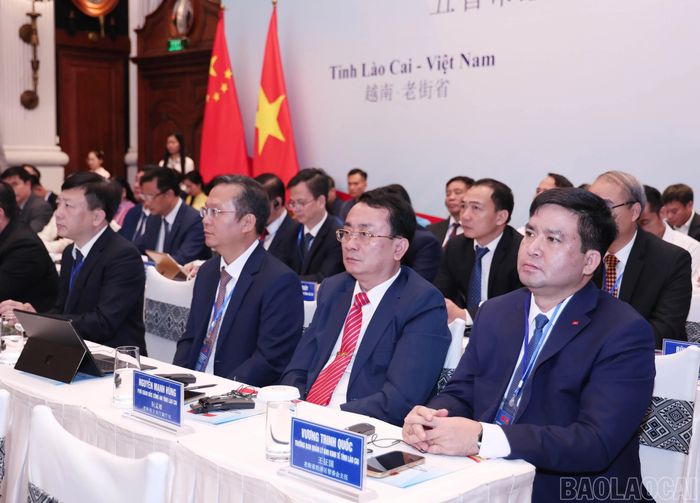 Đại biểu dự hội nghị.