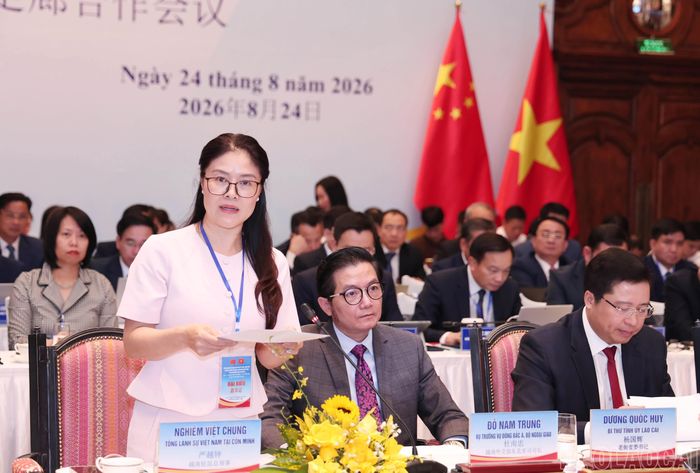 Đại biểu phát biểu thảo luận tại hội nghị.