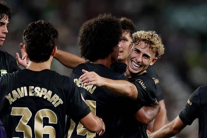 Fermin Lopez lập cú đúp ấn định chiến thắng 5-0 cho Barcelona. Ảnh: Getty Images