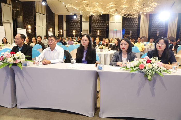 Các đại biểu tham dự