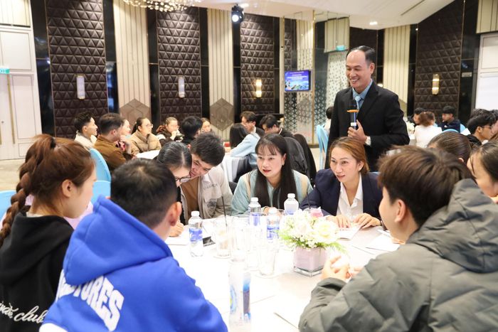 Học viên được trang bị kiến thức, kỹ năng, thực hành chuẩn hóa nghiệp vụ ngành dịch vụ nhà hàng