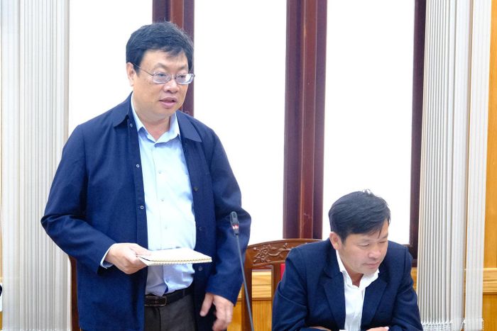 Ông Nguyễn Thanh Chương, Phó Giám đốc Sở Xây dựng phát biểu tại buổi làm việc