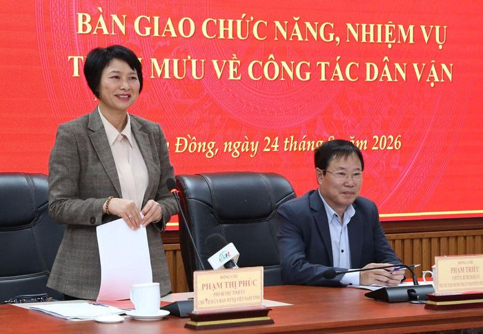 Đồng chí Phạm Thị Phúc, Phó Bí thư Tỉnh ủy, Chủ tịch Ủy ban MTTQ Việt Nam tỉnh Lâm Đồng đề nghị rà soát kỹ, bàn giao đầy đủ những tài liệu hiện có; xác định rõ những hồ sơ đã chuyển lưu trữ để thuận lợi cho việc tra cứu, khai thác sau này