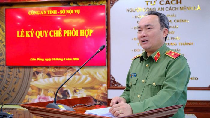 Thiếu tướng Trương Minh Đương, Giám đốc Công an tỉnh phát biểu tại buổi lễ