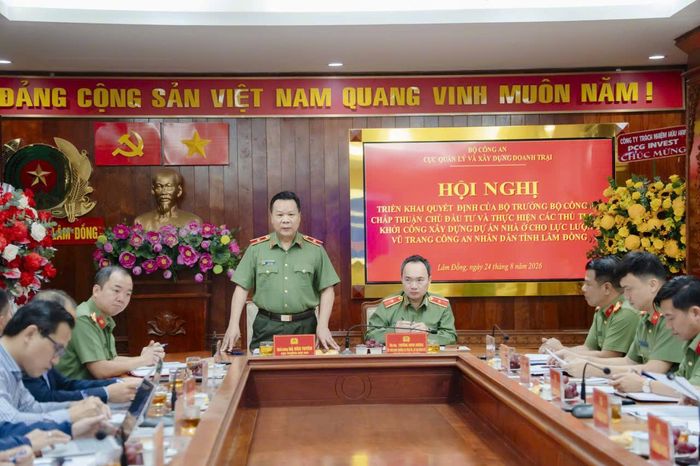 Thiếu tướng Hà Văn Tuyên, Cục trưởng Cục Quản lý xây dựng và doanh trại Bộ Công an yêu cầu chủ đầu tư phối hợp cùng cơ quan chức năng nghiên cứu điều chỉnh quy hoạch dự án.
