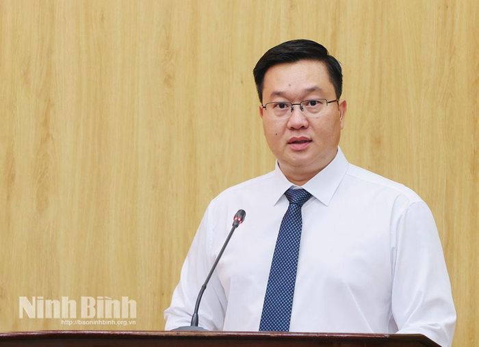 Đồng chí Trần Đăng Quỳnh, Ủy viên dự khuyết Ban Chấp hành Trung ương Đảng, Phó Bí thư Thường trực Tỉnh ủy phát biếu chỉ đạo tại hội nghị.