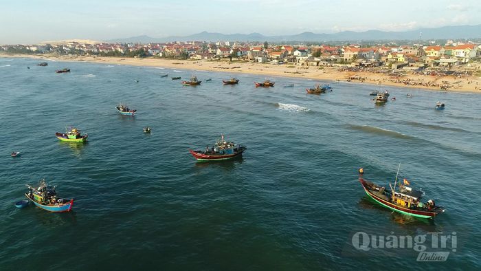 Với địa hình giáp biển, xã Nam Trạch đã chủ động các phương án ứng phó khi có diễn biến thời tiết xấu xảy ra - Ảnh: P.S