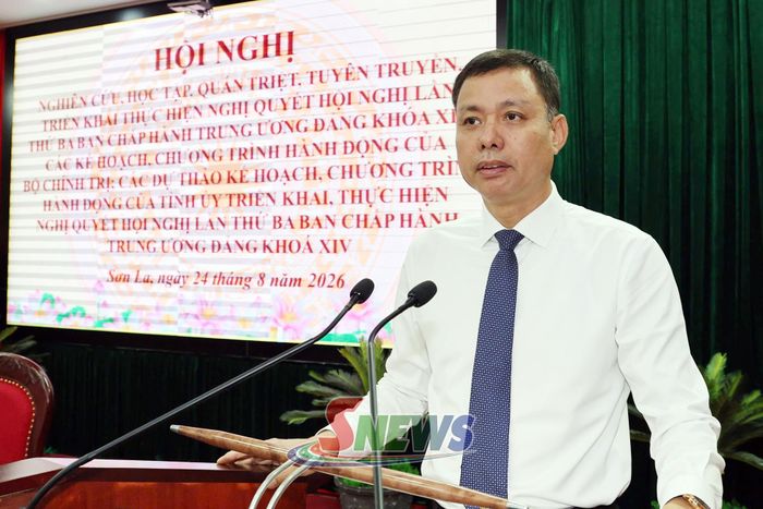 Đồng chí Nguyễn Thành Công, Phó Chủ tịch UBND tỉnh quán triệt nội dung các nghị quyết Hội nghị lần thứ ba Ban Chấp hành Trung ương Đảng khóa XIV.