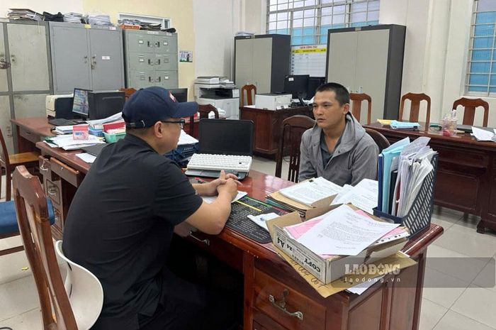 Lự Quang Quảng bị bắt khi đang lẩn trốn trên địa bàn xã Bến Lức, tỉnh Tây Ninh. Ảnh: Quỳnh Trang