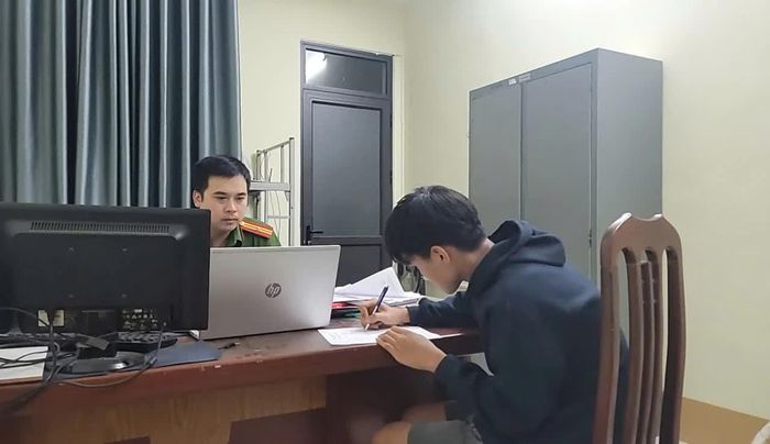  Công an phường Hà Giang 2 tăng cường việc giáo dục, phòng ngừa, nâng cao nhận thức cho thanh thiếu niên trên địa bàn. 