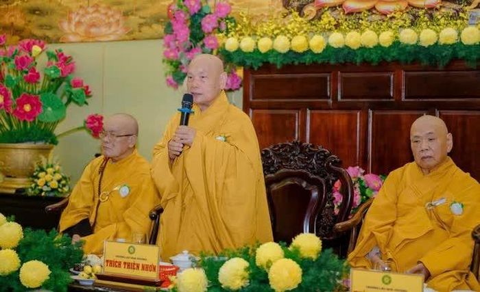 Trưởng lão Hòa thượng Thích Thiện Nhơn ban đạo từ