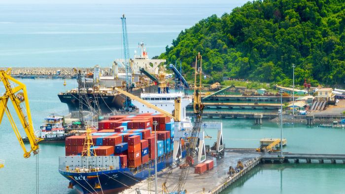 Phát triển cảng theo hướng xanh, hiện đại và bền vững là định hướng lâu dài của Cảng Chân Mây; đồng thời là yếu tố nâng cao năng lực cạnh tranh và hiệu quả khai thác trong dài hạn