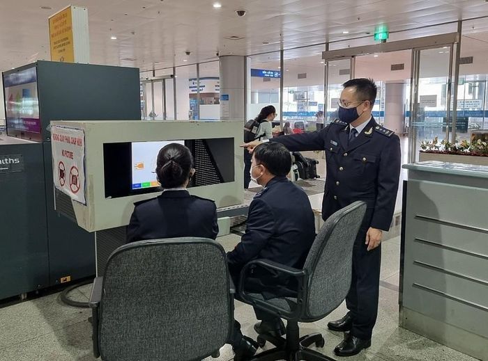 Soi chiếu và phân tích hình ảnh giúp lực lượng Hải quan nhận diện sớm những lô hàng có dấu hiệu nghi vấn, nâng cao hiệu quả phòng, chống buôn lậu.