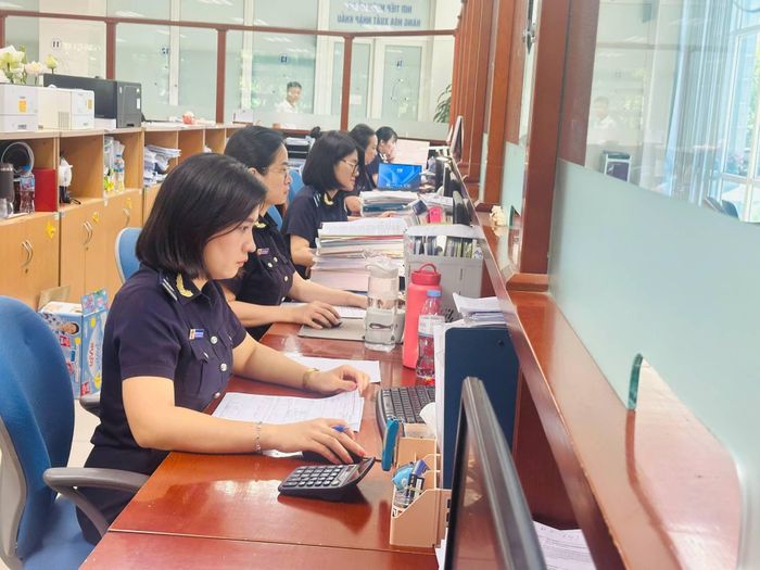 Hoạt động nghiệp vụ tại Chi cục Hải quan khu vực I, góp phần tạo thuận lợi cho hoạt động xuất nhập khẩu của doanh nghiệp.