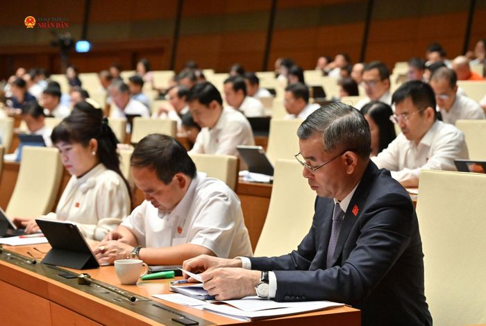 Các đại biểu dự phiên họp. Ảnh: Quang Khánh