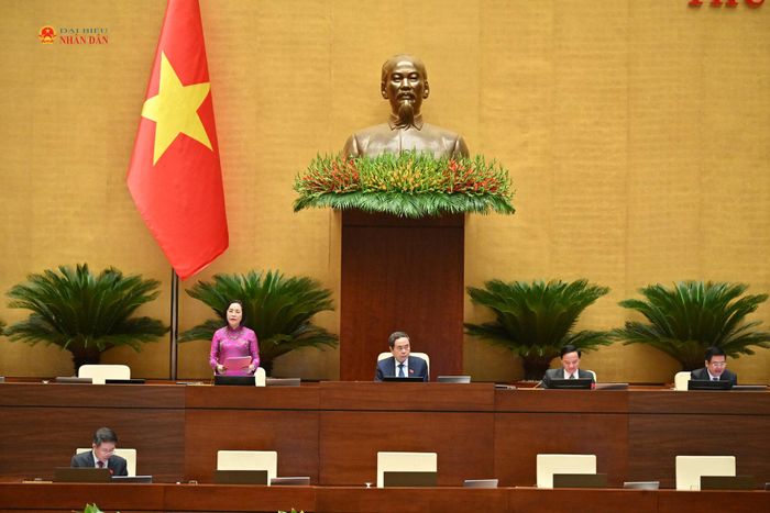Chủ tịch Quốc hội Trần Thanh Mẫn chủ trì, Phó Chủ tịch Quốc hội Nguyễn Thị Thanh điều hành phiên họp. Ảnh: Quang Khánh
