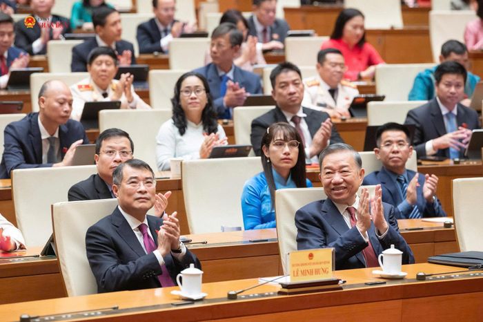 Tổng Bí thư, Chủ tịch nước Tô Lâm; Thủ tướng Chính phủ Lê Minh Hưng và các đại biểu dự phiên bế mạc. Ảnh: Phạm Thắng