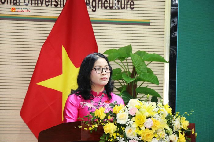 Giám đốc Học viện Nông nghiệp Việt Nam, GS.TS Nguyễn Thị Lan phát biểu. Ảnh: Đắc Trường