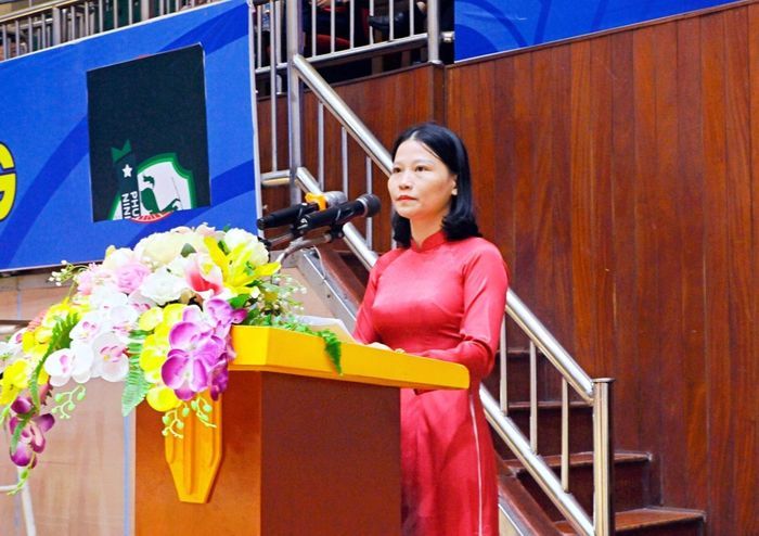 Bà Nguyễn Thị Thanh Bình – Phó Giám đốc NHNN KV6, Trưởng Ban tổ chức phát biểu khai mạc Hội thao