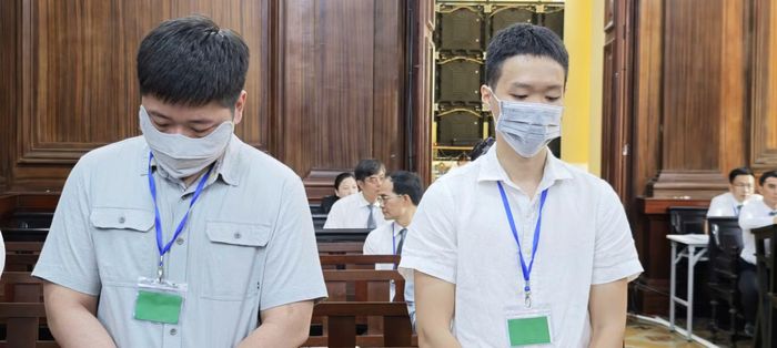 Các bị cáo tại ngoại, tại phiên tòa, điểm cầu trụ sở TAND, TP Hồ Chí Minh.