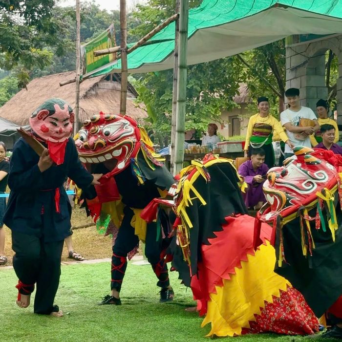 Di sản văn hoá phi vật thể quốc gia - Múa Sư tử mèo của dân tộc Nùng.