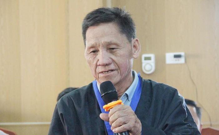 Già làng Hờ Gà Vừ phát biểu. Ảnh: HQ