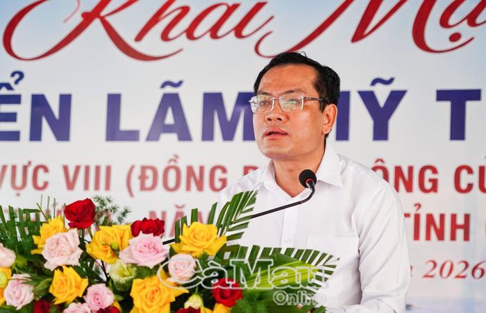 Phó Chủ tịch UBND tỉnh Cà Mau Ngô Vũ Thăng phát biểu khai mạc triển lãm.