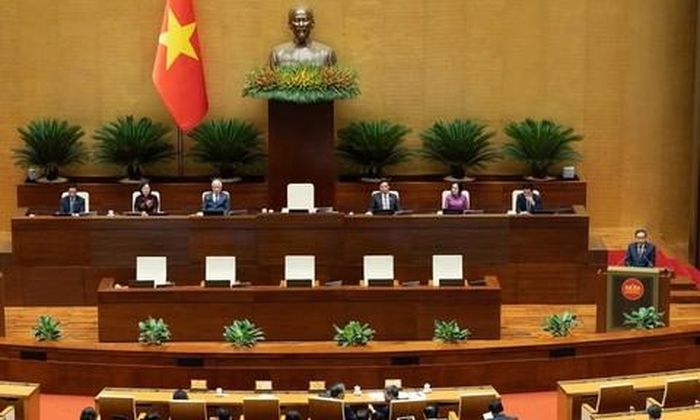Đoàn chủ toạ điều hành phiên bế mạc
