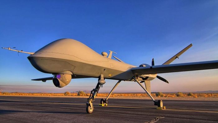 UAV Wildfire có thể mang 4 tên lửa chống hạm LRASM