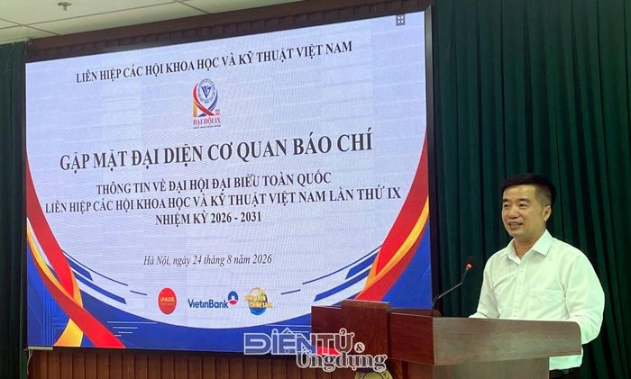 Tổng Thư ký Liên hiệp Hội Việt Nam Nguyễn Quyết Chiến phát biểu. Ảnh: HC