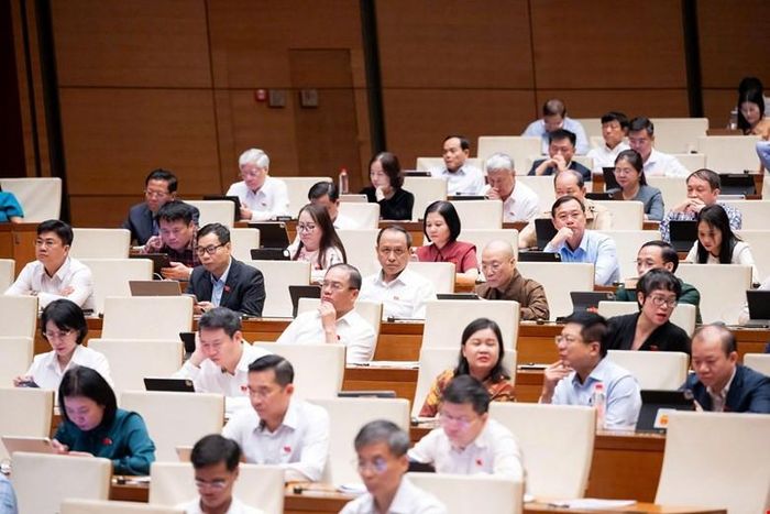 Các đại biểu Quốc hội tham dự phiên họp tại hội trường sáng 24-8. Ảnh: Quochoi.vn