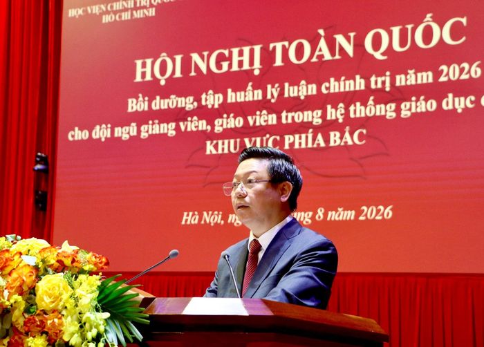 Phó Trưởng ban Tuyên giáo Trung ương Trần Thanh Lâm phát biểu khai mạc hội nghị. Ảnh: Phương Ngân