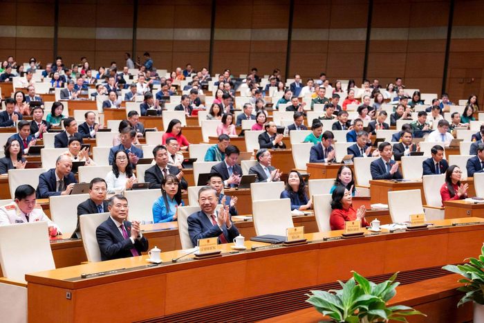 Các đồng chí lãnh đạo Đảng, Nhà nước tham dự phiên bế mạc kỳ họp. Ảnh: media.quochoi.vn