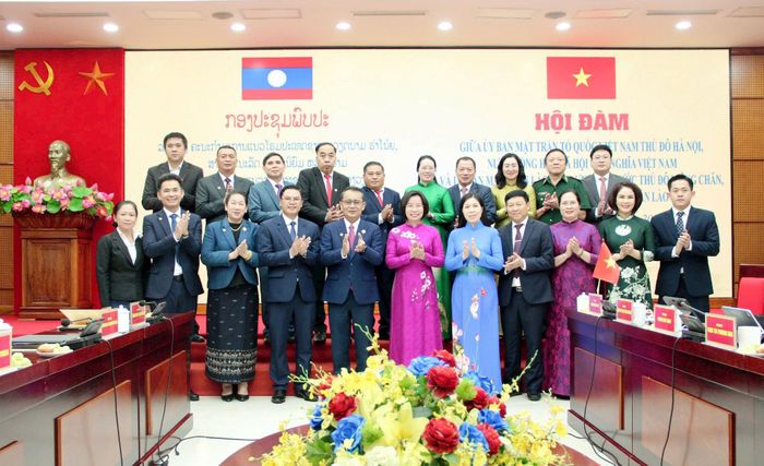Các đại biểu tham dự hội đàm. Ảnh: Lê Dung